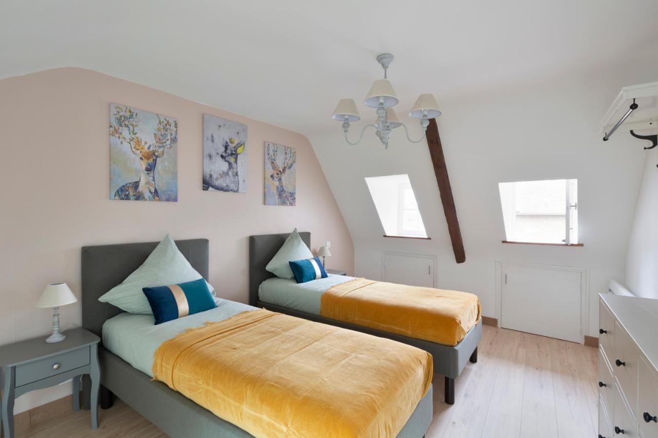 La Belle A Colombage Villa ดีน็อง ภายนอก รูปภาพ